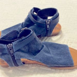 Blowfish brand“Malibu” super cute sandals